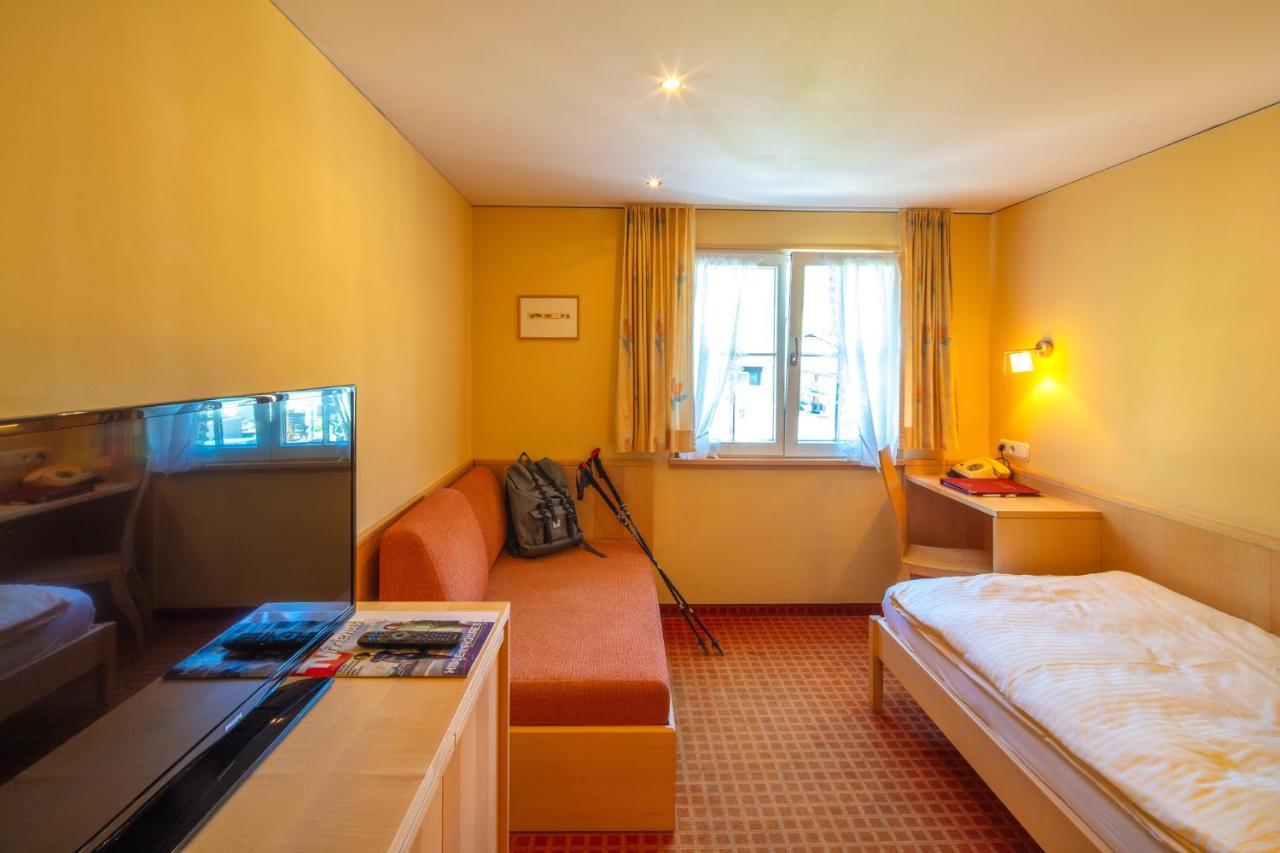 ได ซอนนิเจ้นท์ - โฮเต็ล อุด แฟลิเลี่ยนสแพส Hotel เบเซา ภายนอก รูปภาพ